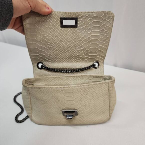 Genuine Leather Small Snake Box Bag Adjustable Chain Strap Crossbody or Shoulder - Picture 3 of 15